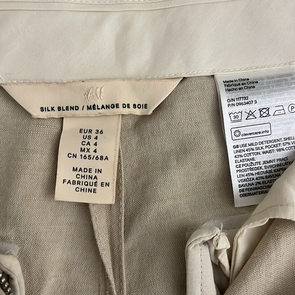 Linen-silk blend bermuda shorts. Size US4/EU36. Excellent condition. - Picture 4 of 4